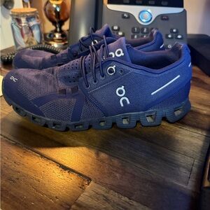 Size 6.5 Ladies Royal Blue On Clouds